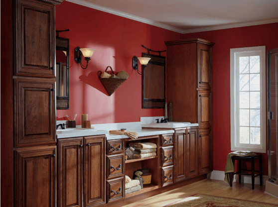 Full Bathroom 9