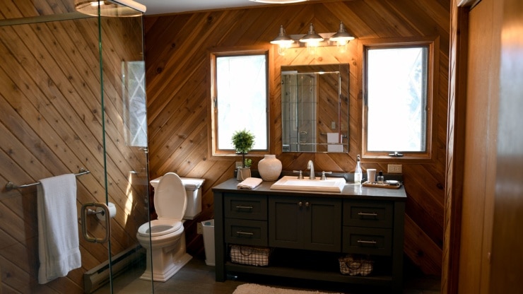 Full Bath Rustic